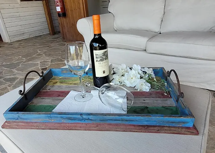 Fuerte Action Nyaraló